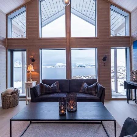 Arctic Oasis Haven * Pettvik