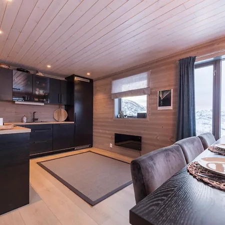 Arctic Oasis Haven Σπίτι διακοπών Pettvik
