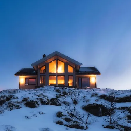 Arctic Oasis Haven *